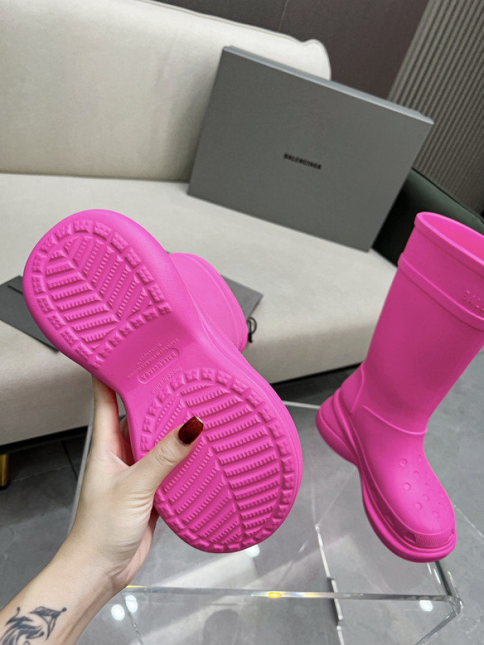 ba*len*cia*ga x Cr*0*s chunky rubber boots